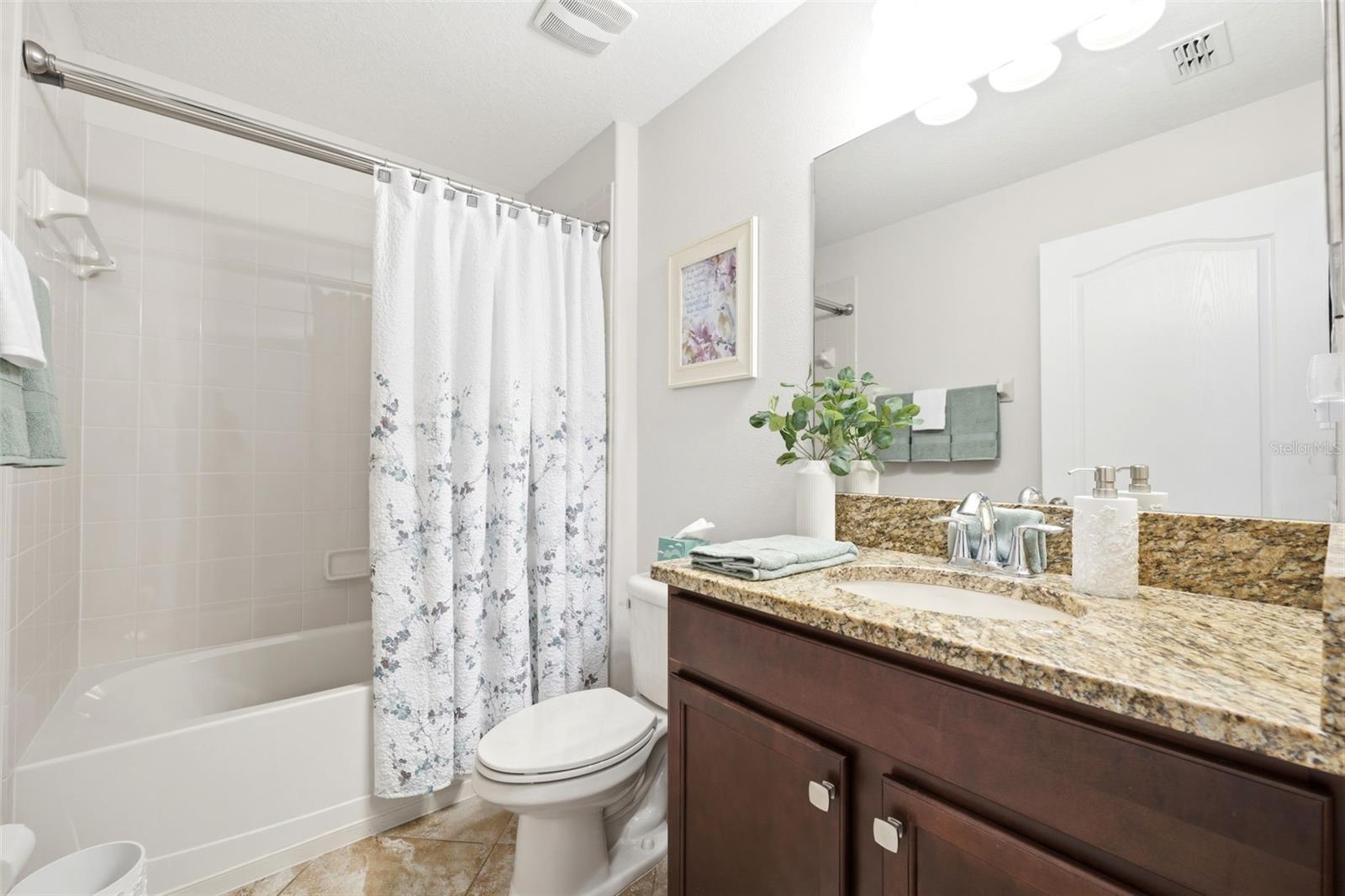 BRIAR OAKS VILLAGE 01 - Residential