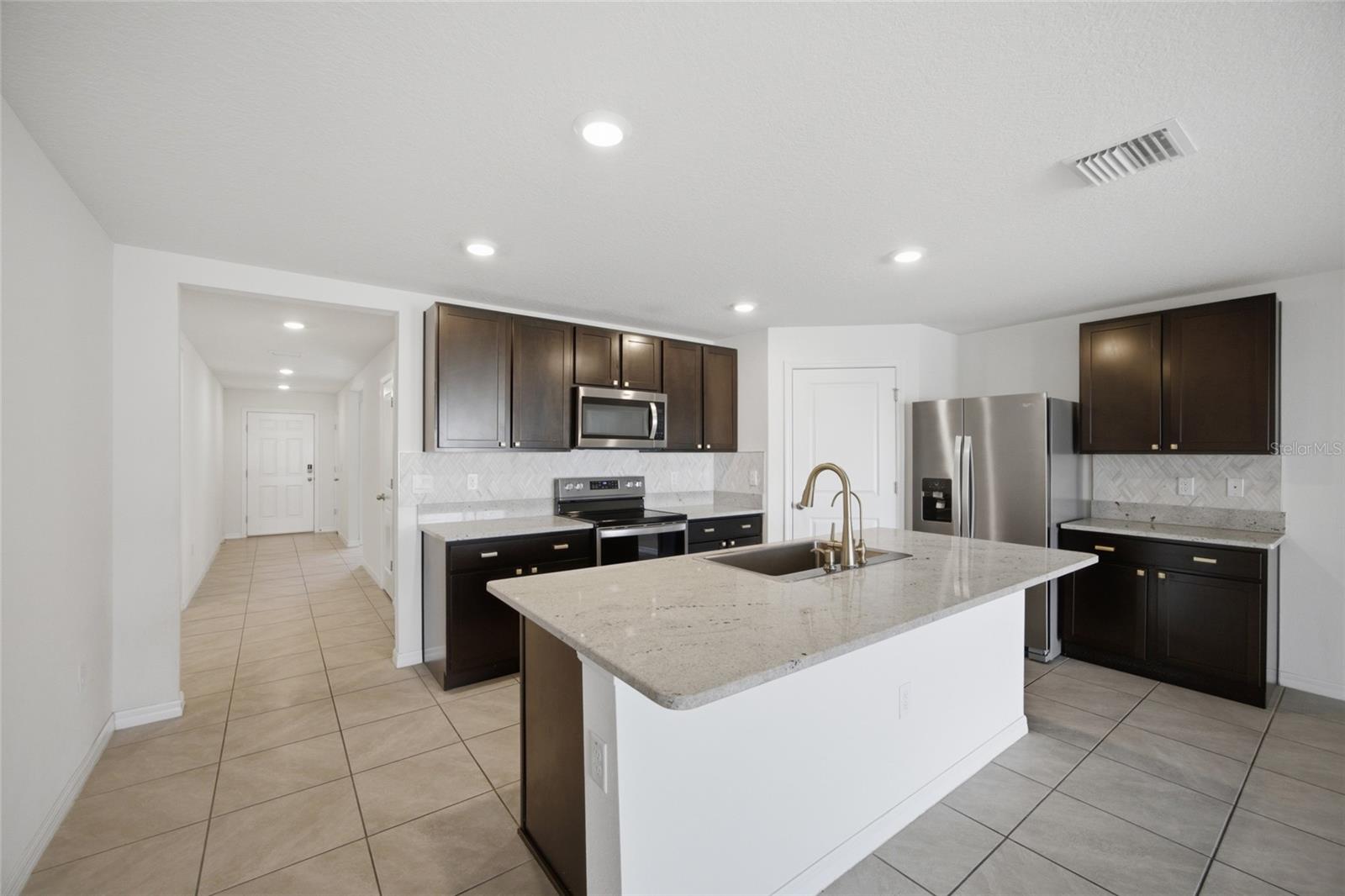 BERRY BAY SUB - Residential