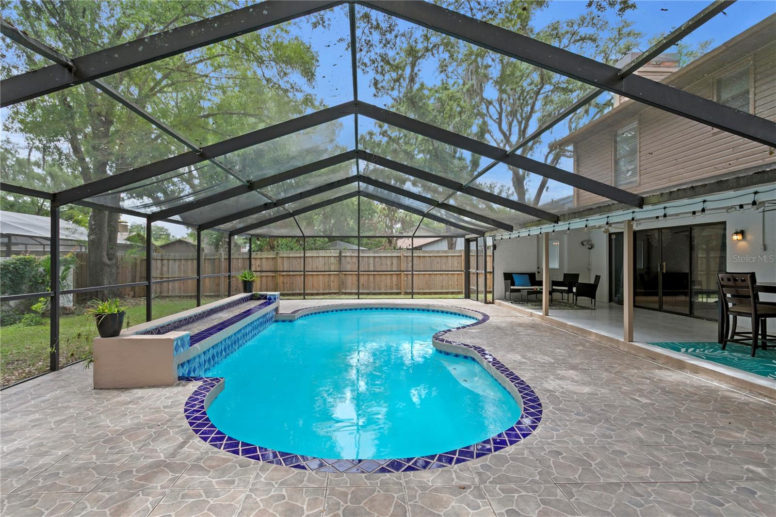 RAINTREE TERRACE SUB W - Residential