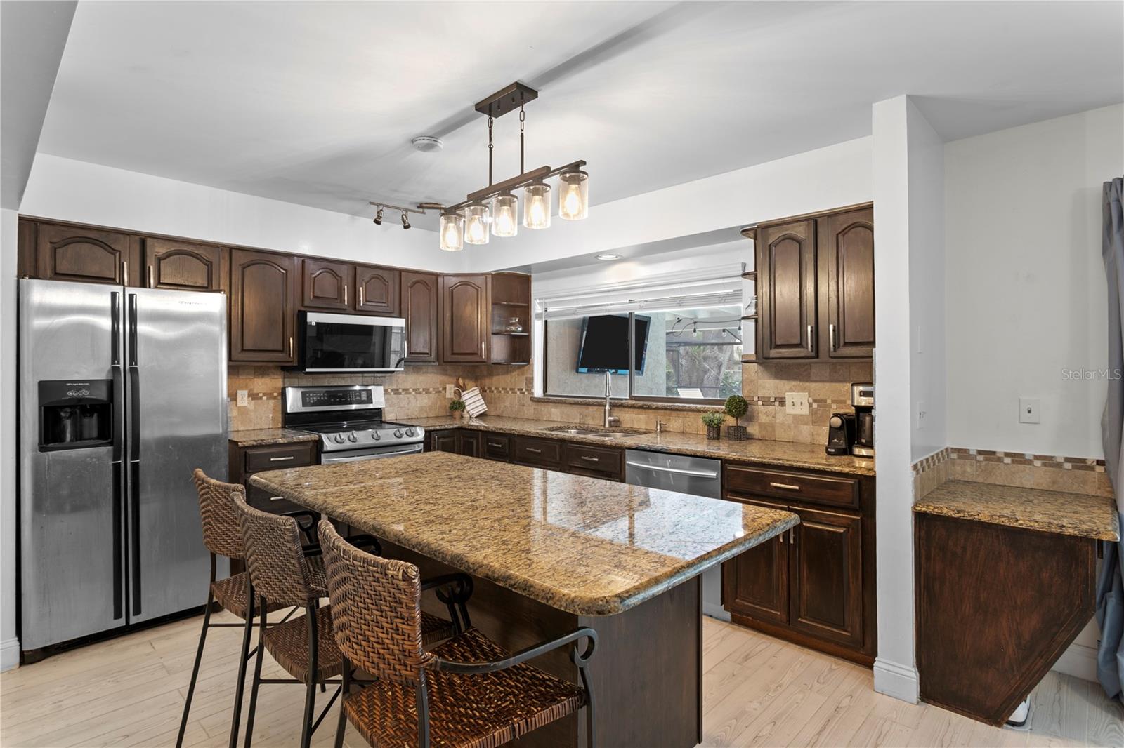 RAINTREE TERRACE SUB W - Residential