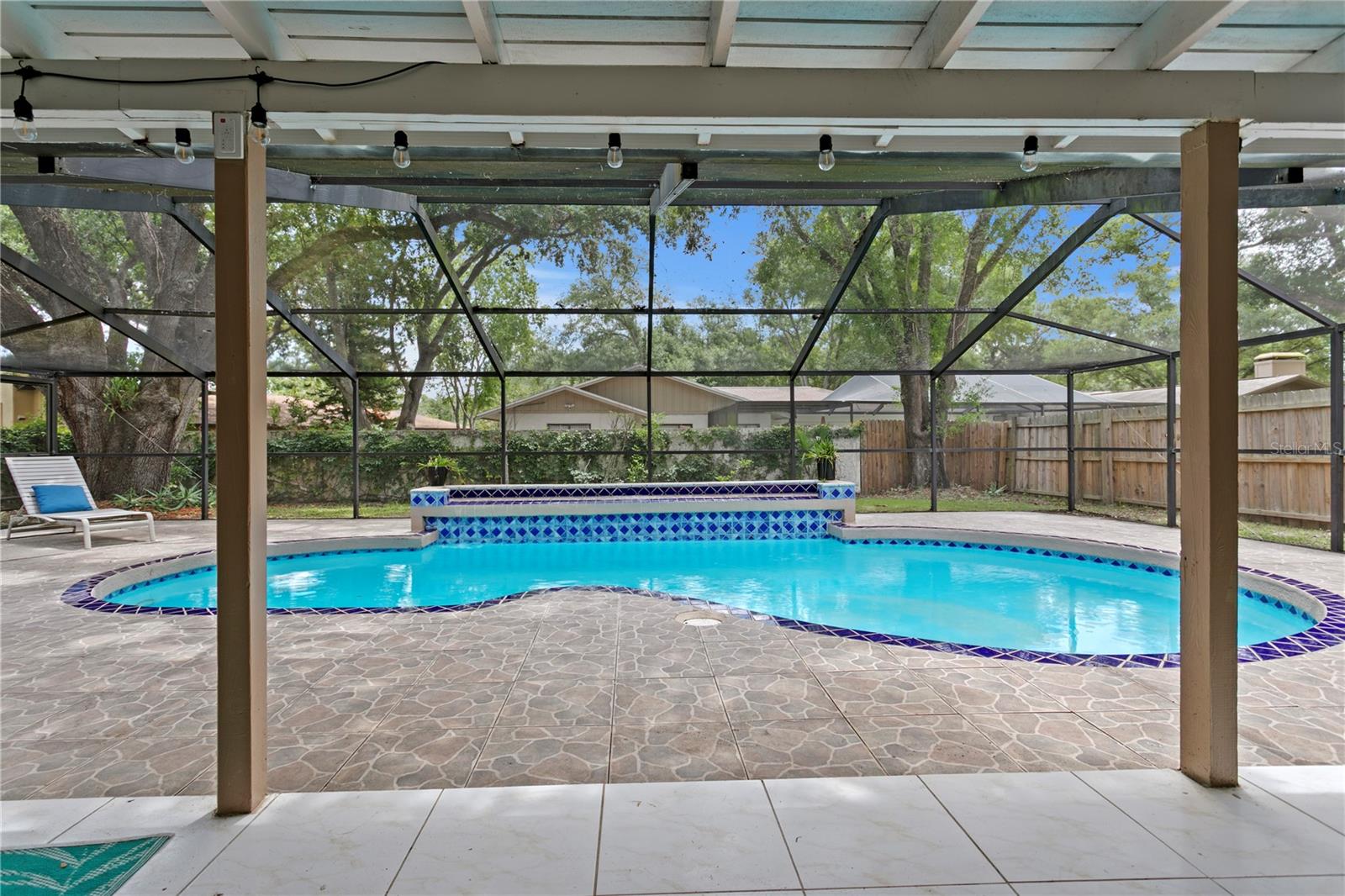 RAINTREE TERRACE SUB W - Residential