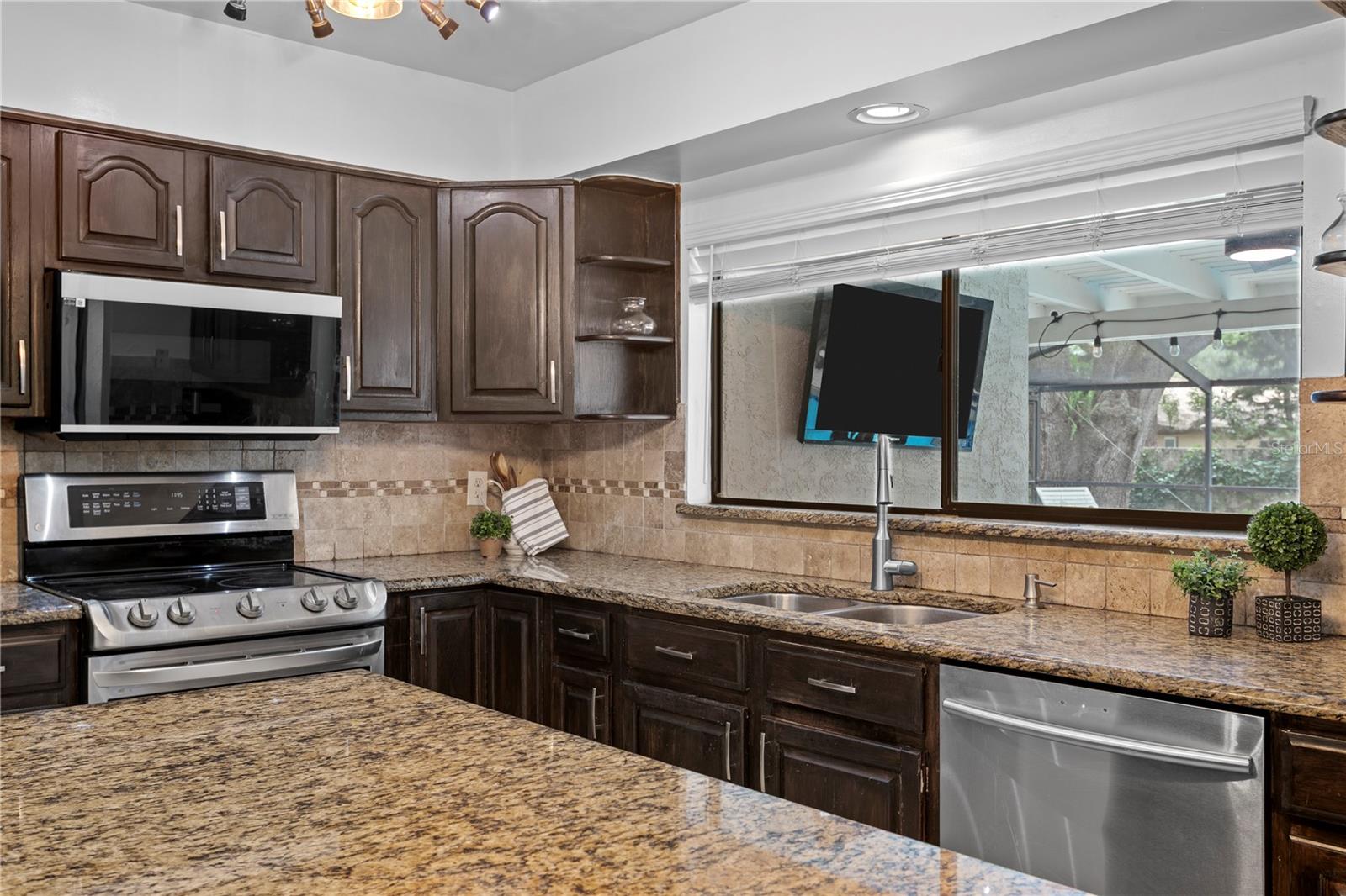 RAINTREE TERRACE SUB W - Residential
