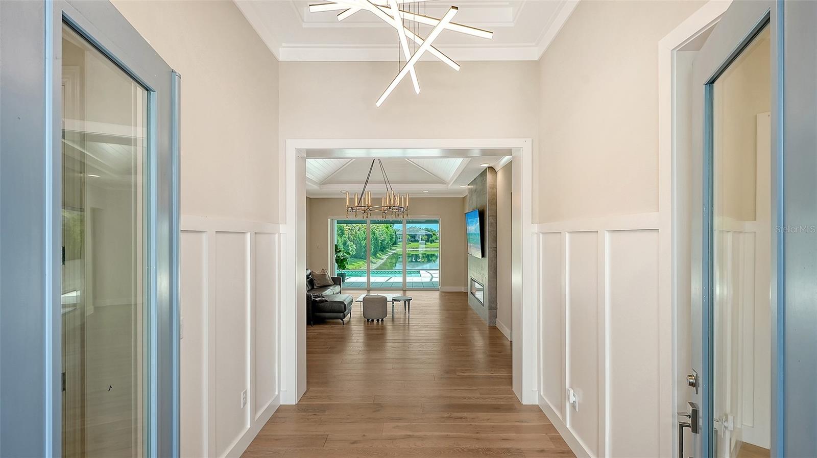 SANDHILL LAKE - Residential