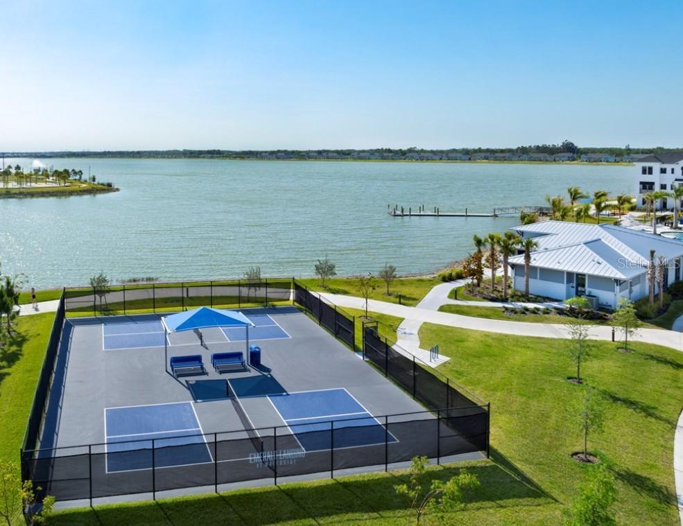EMERALD LANDING AT WATERSIDE - Residential
