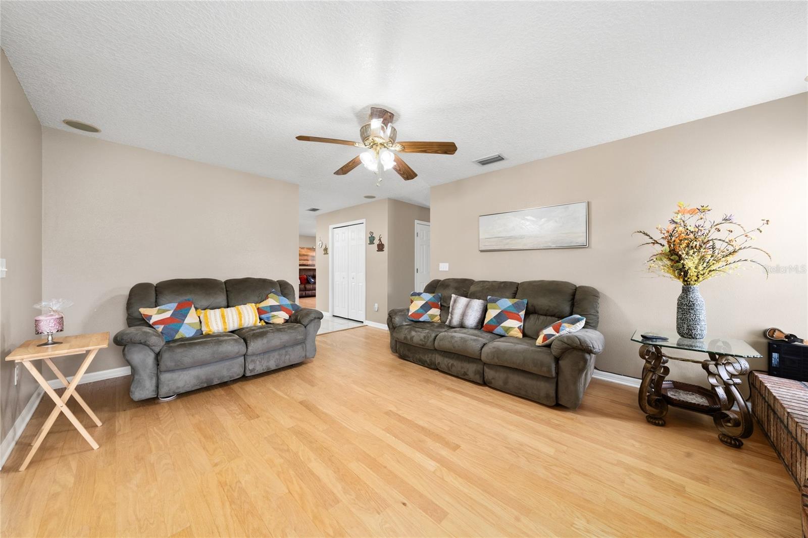 KNOLLWOOD PARK - Residential