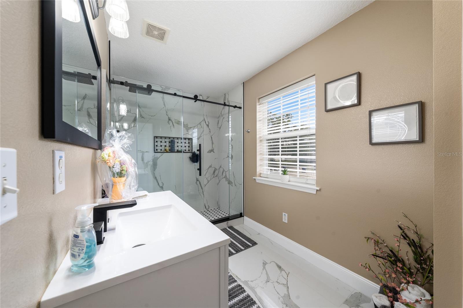 KNOLLWOOD PARK - Residential