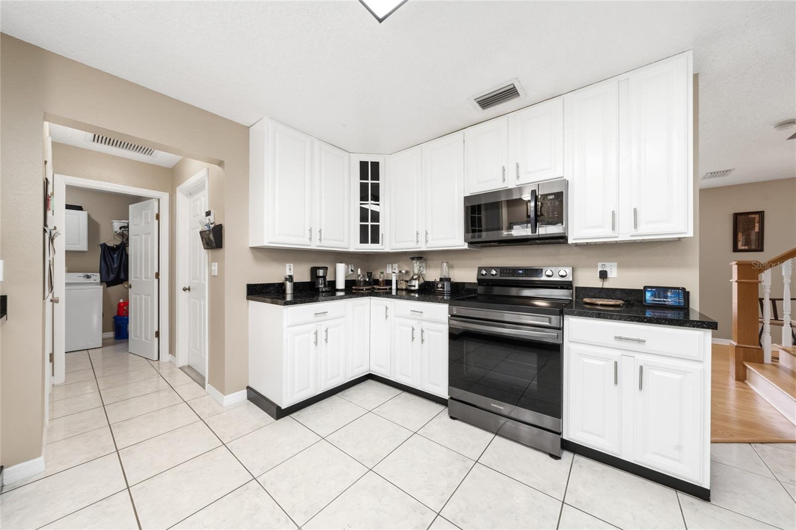 KNOLLWOOD PARK - Residential