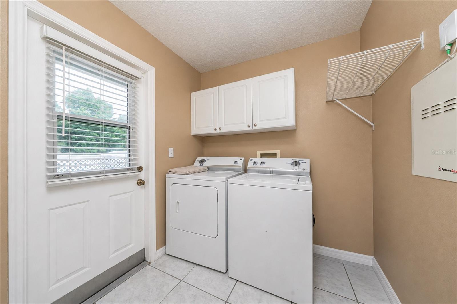 KNOLLWOOD PARK - Residential