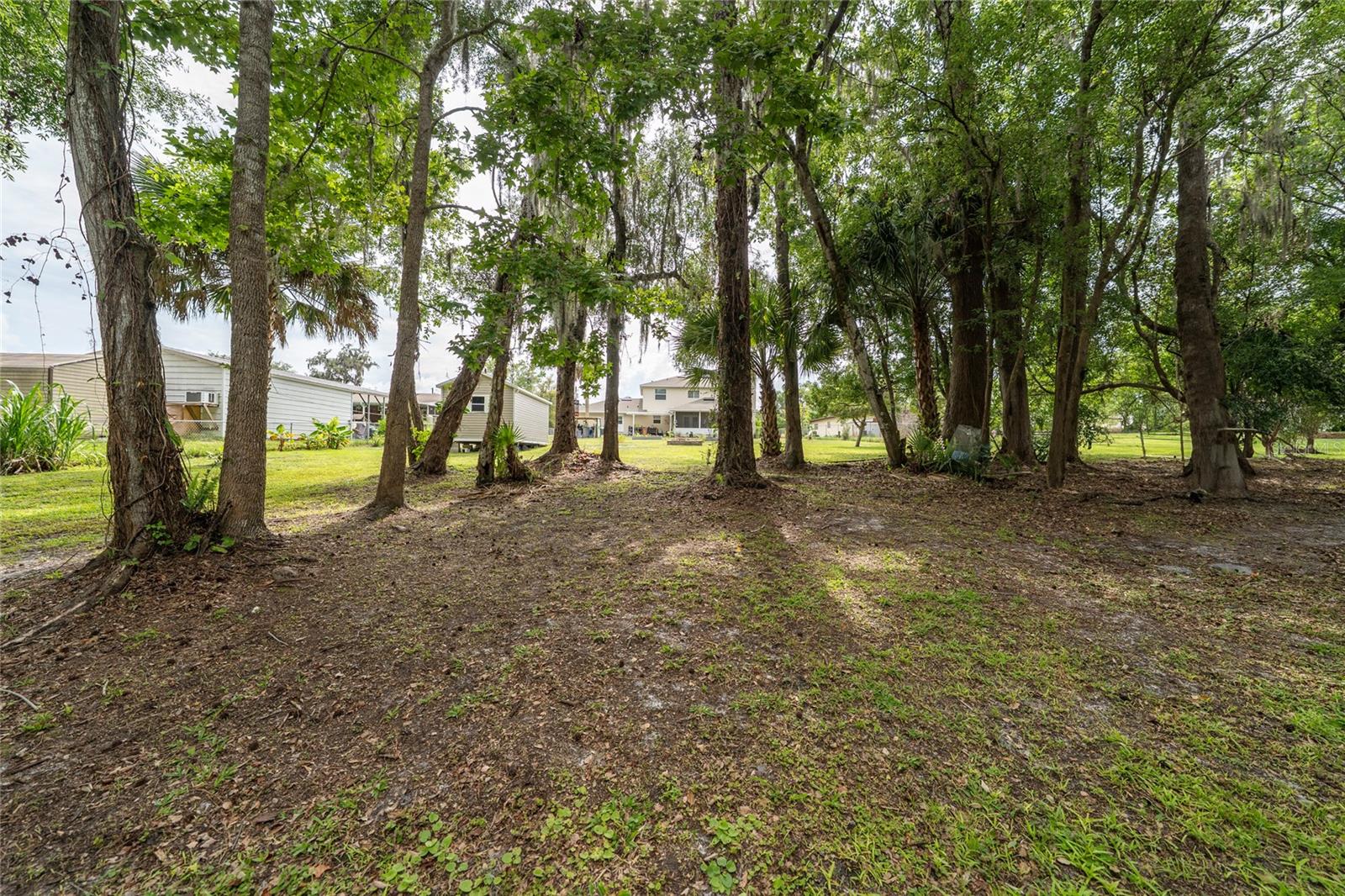 KNOLLWOOD PARK - Residential