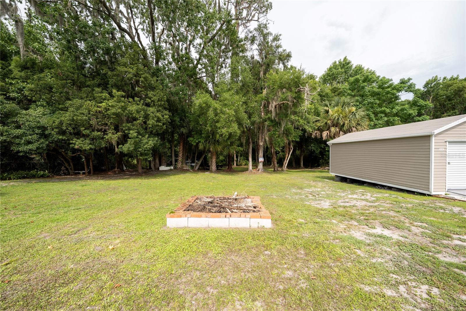 KNOLLWOOD PARK - Residential