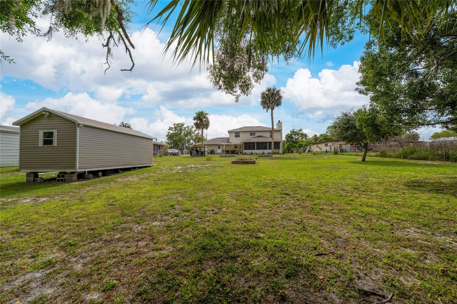 KNOLLWOOD PARK - Residential