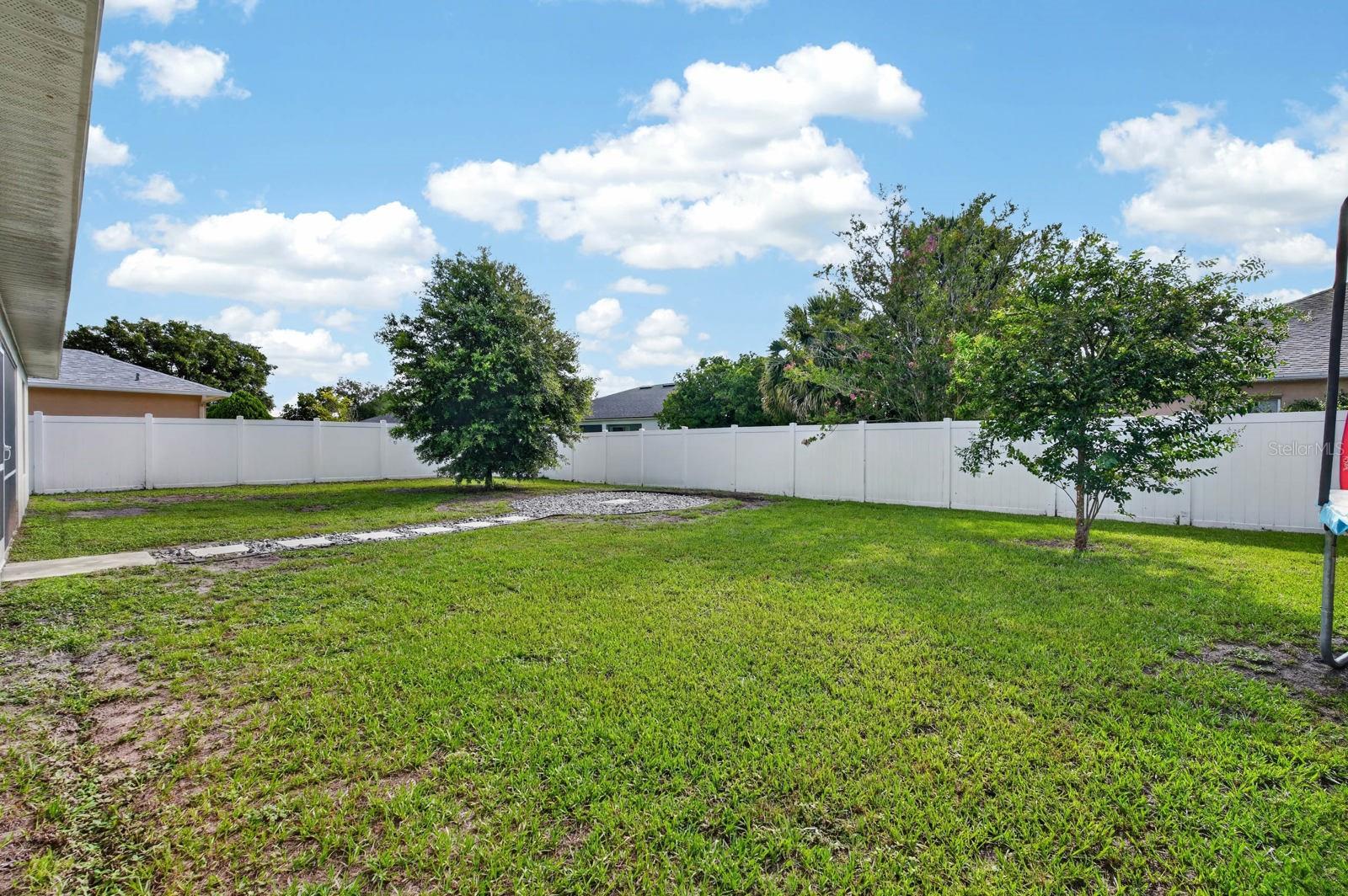 04 FAIRWAYS - Residential