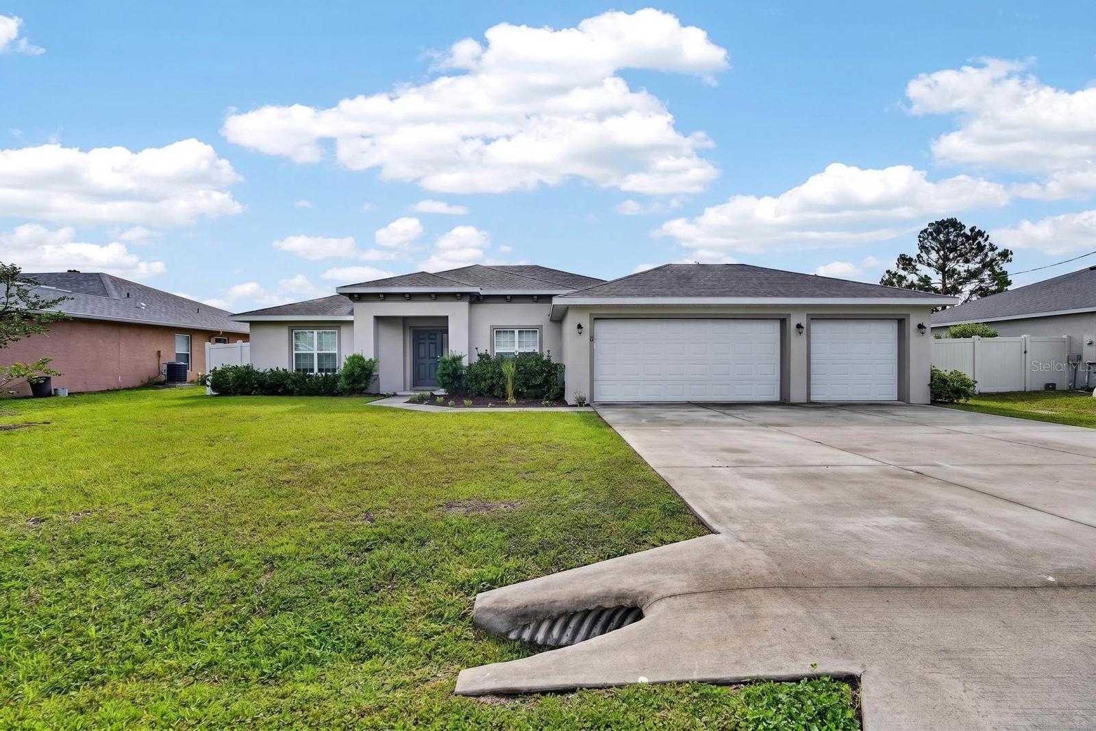 04 FAIRWAYS - Residential