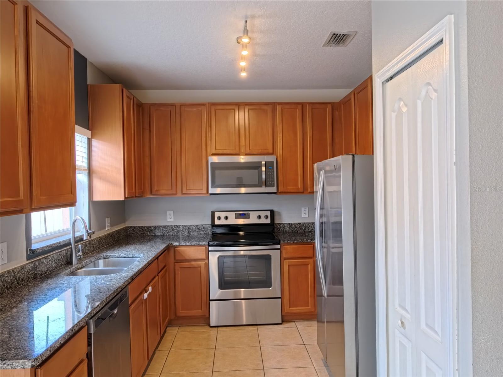 DANIELS LANDING - Residential