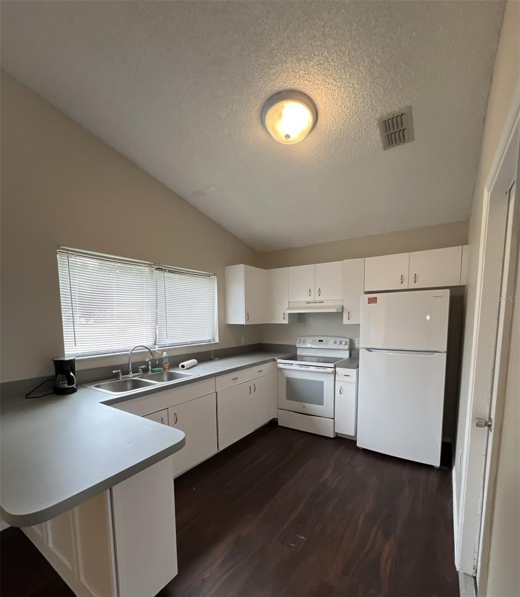 SILVER SPGS SHORES 28 - Residential Lease
