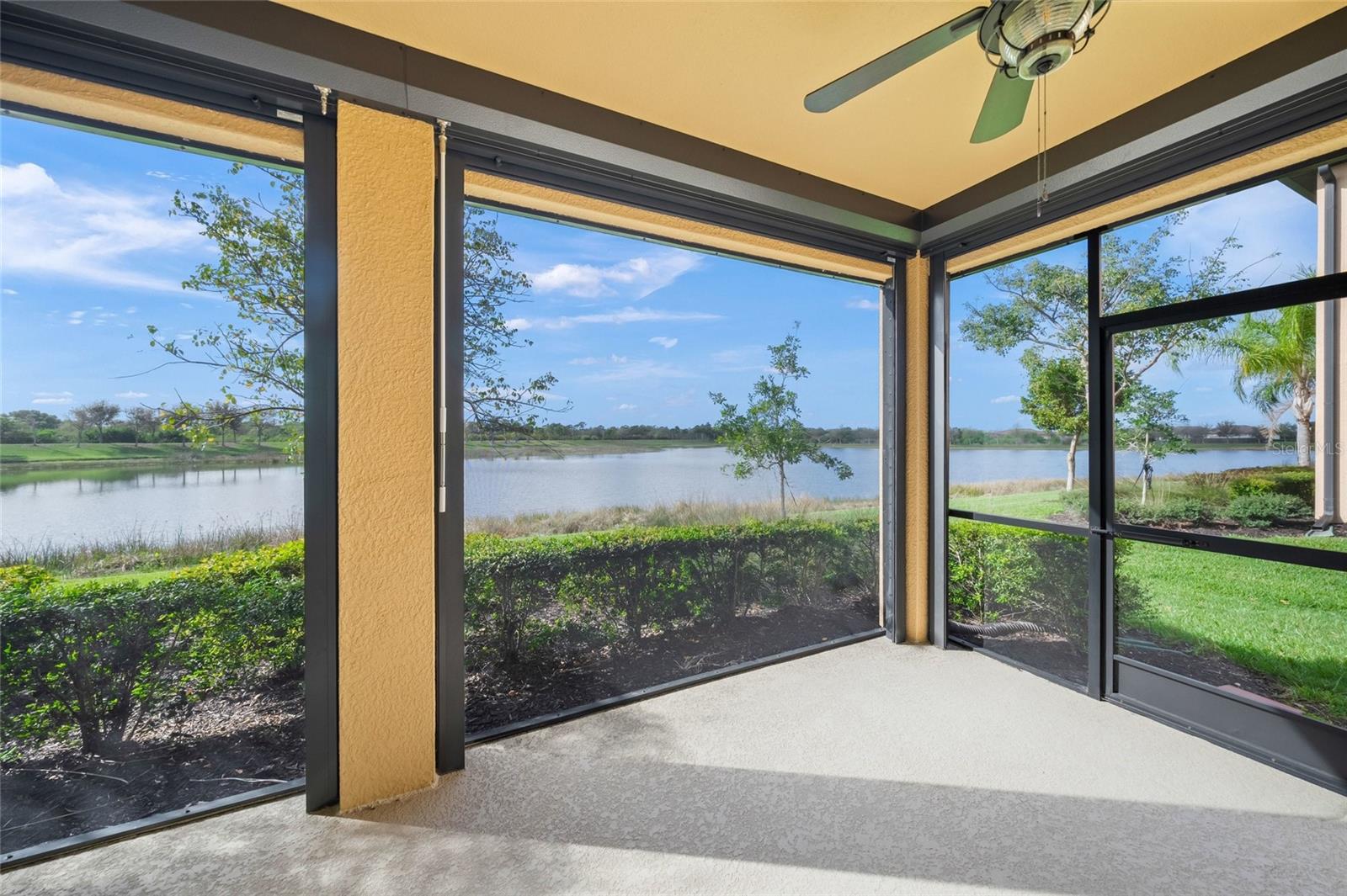 SARASOTA NATIONAL - Residential