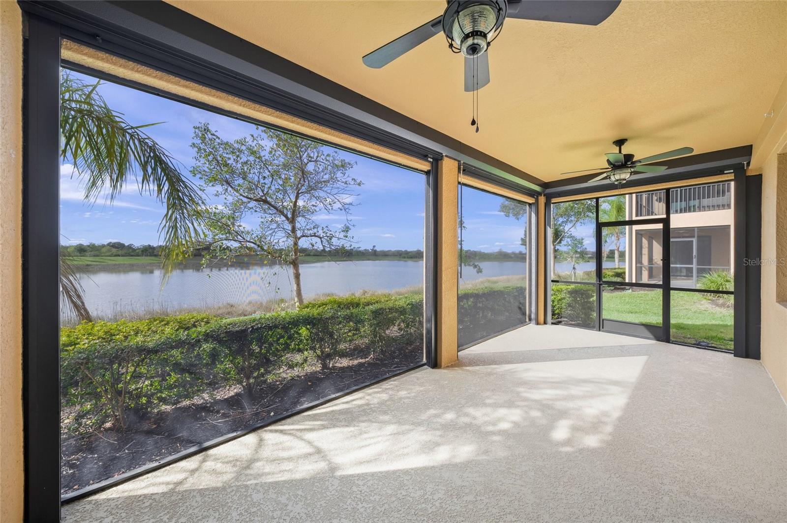 SARASOTA NATIONAL - Residential