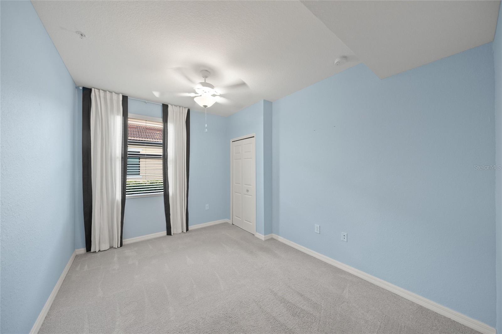 SARASOTA NATIONAL - Residential