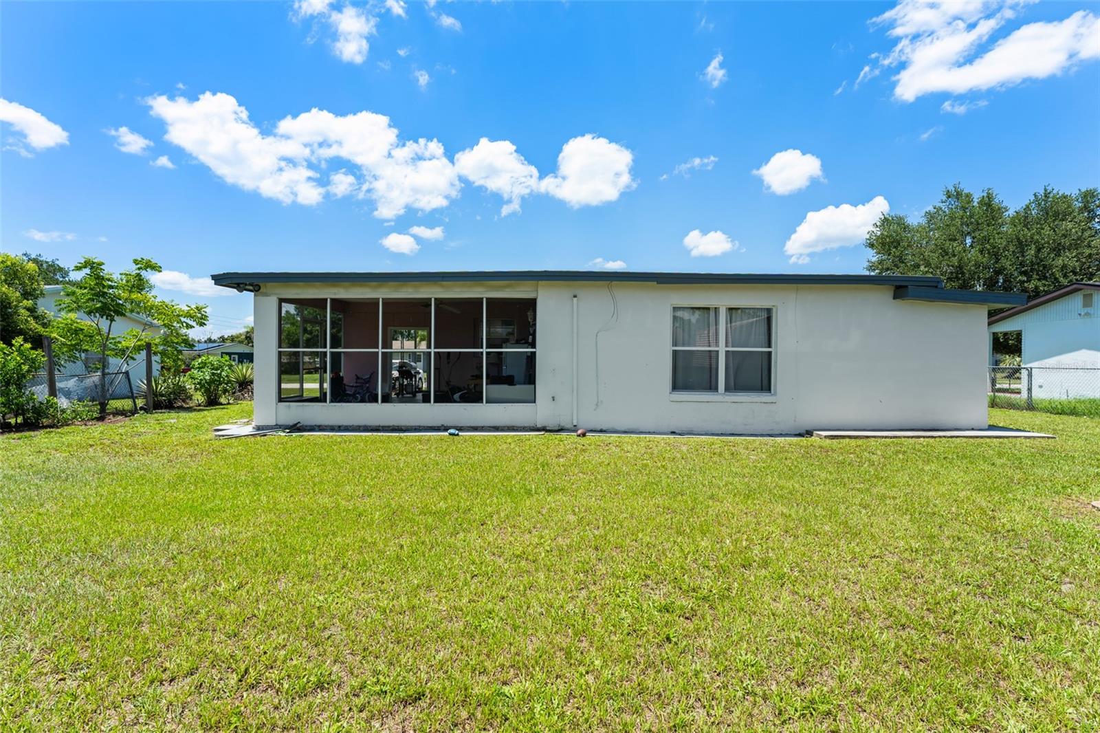DELTONA LAKES UN 45 - Residential