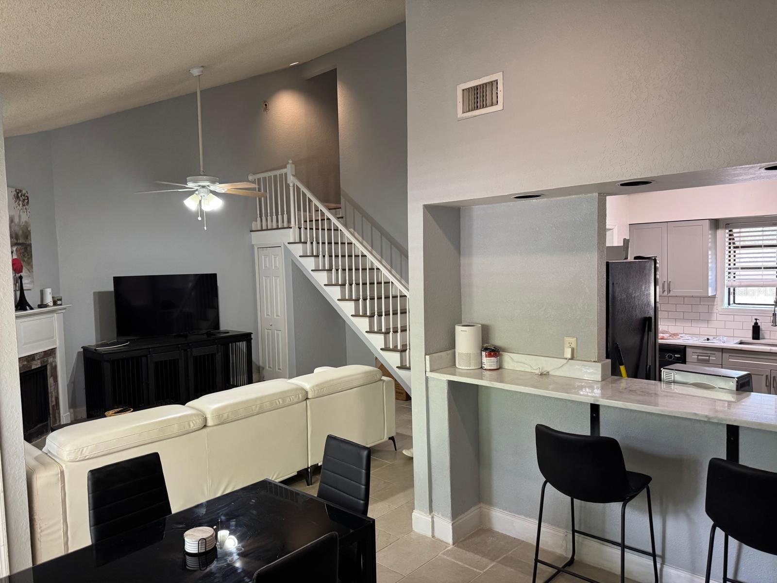 VILLAGE TWNHMS A CONDO - Residential
