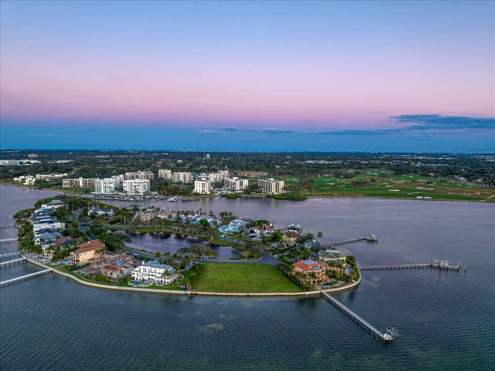 BELLEVIEW ISLAND - Land