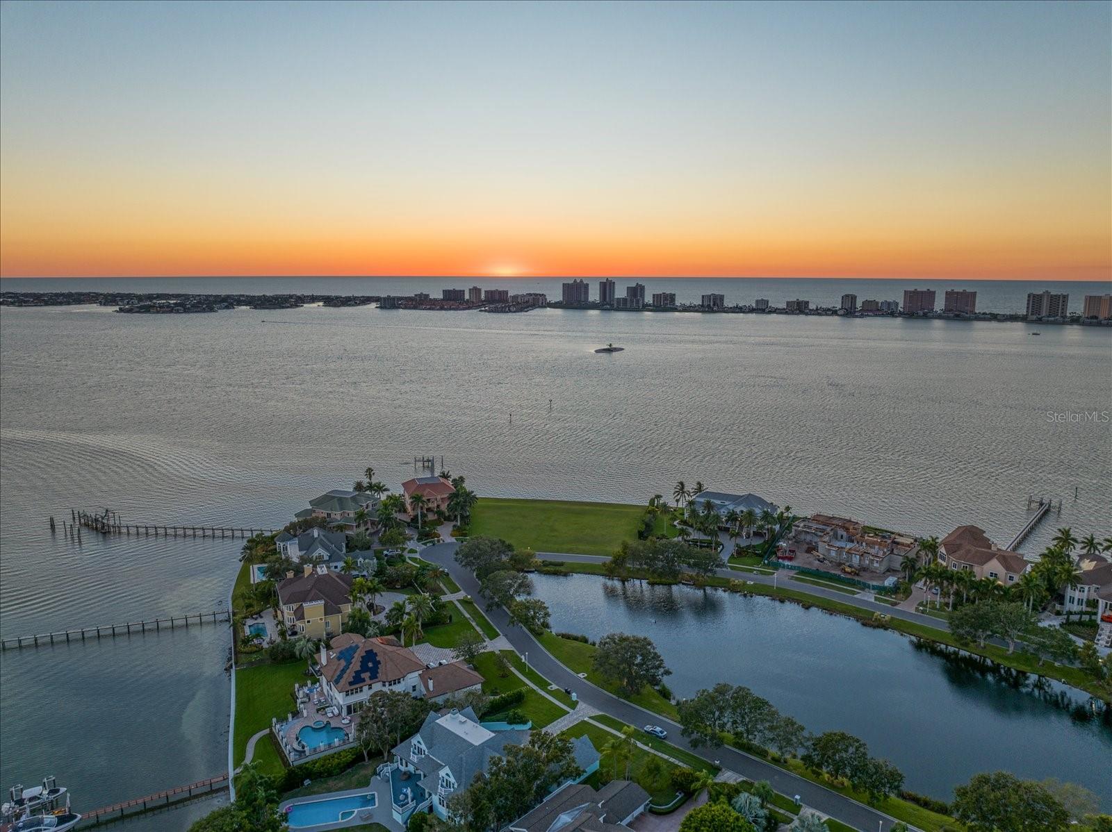 BELLEVIEW ISLAND - Land