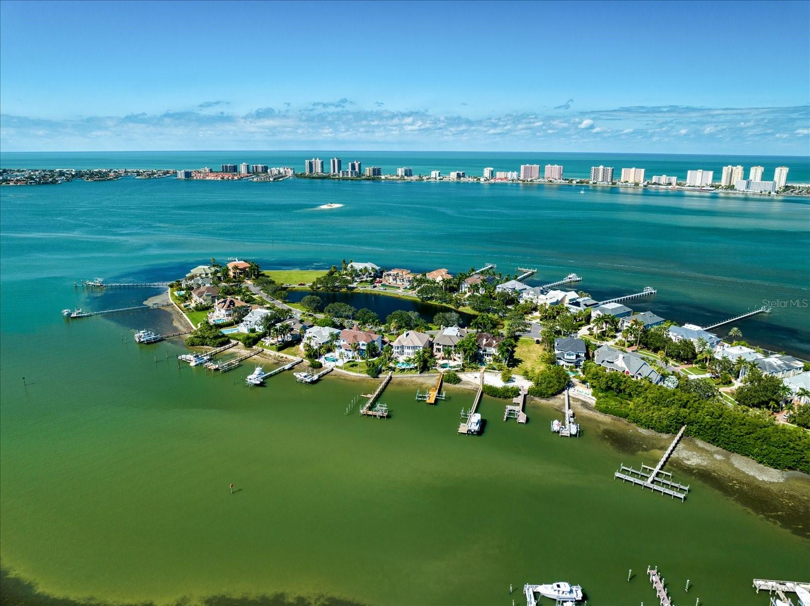 BELLEVIEW ISLAND - Land