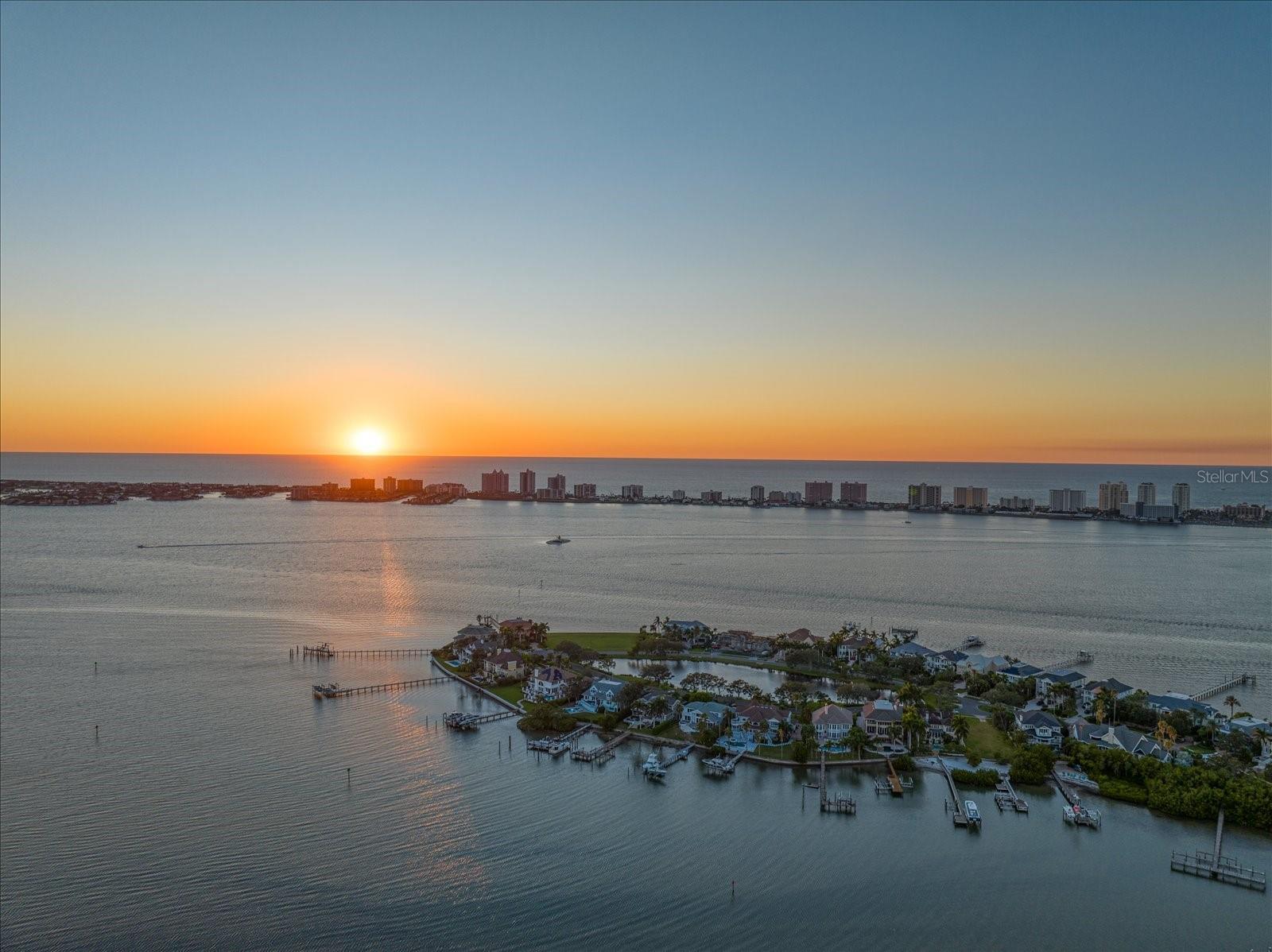 BELLEVIEW ISLAND - Land