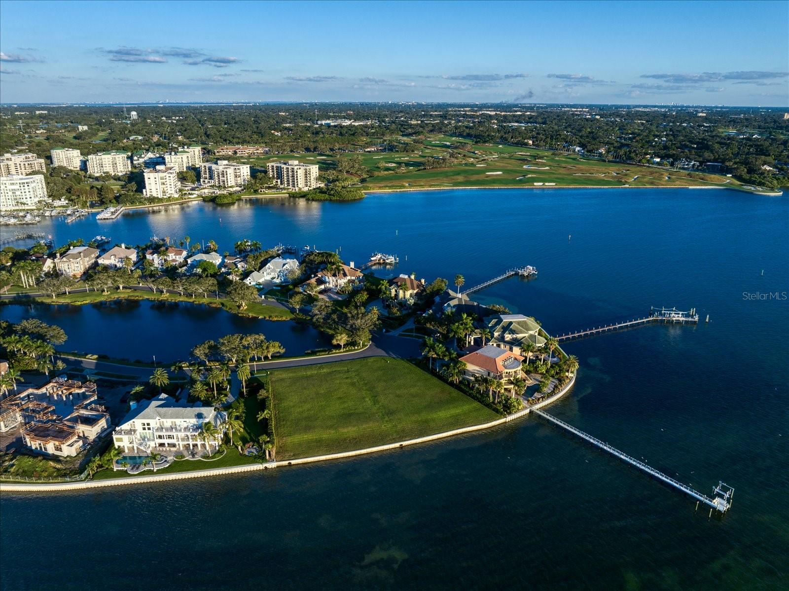 BELLEVIEW ISLAND - Land