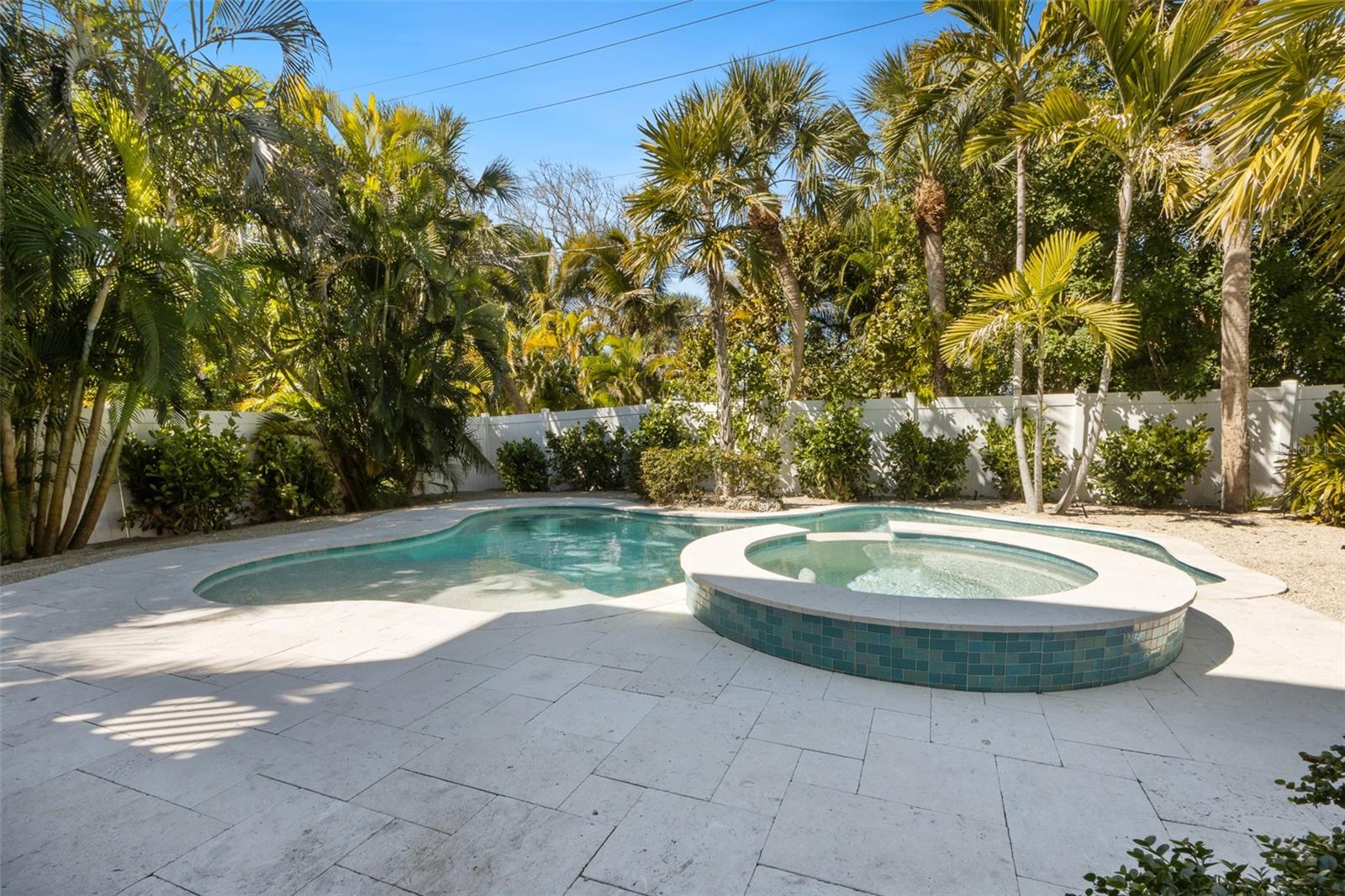 ANNA MARIA BEACH - Residential