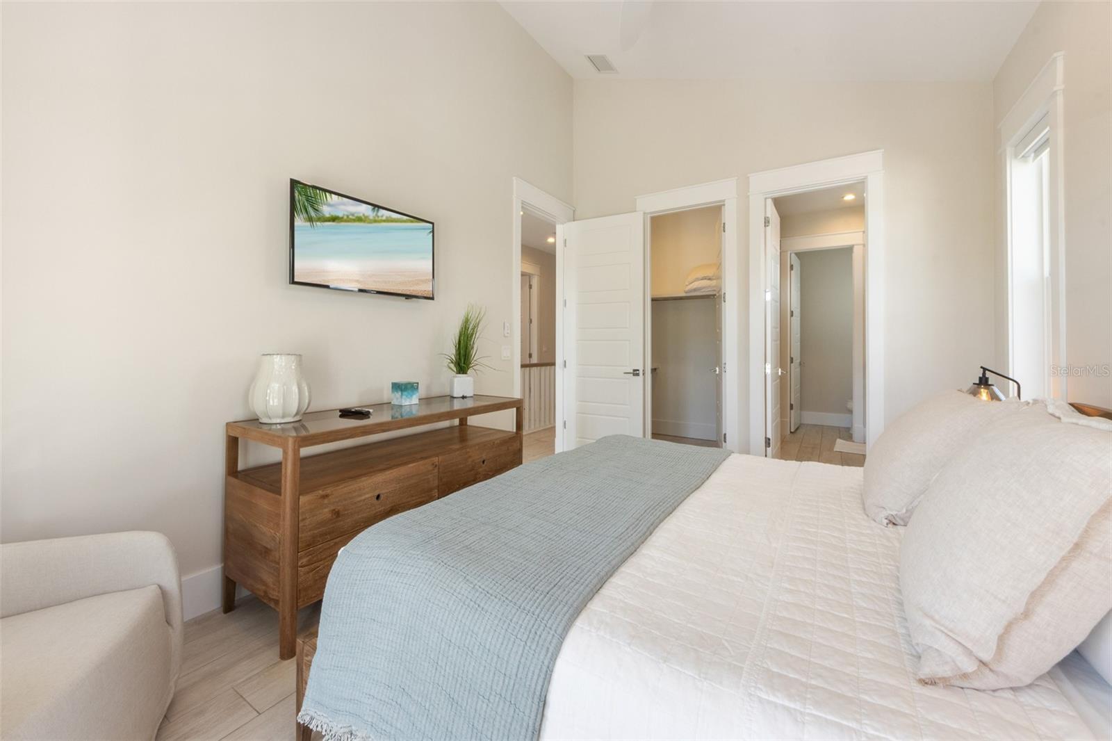 ANNA MARIA BEACH - Residential