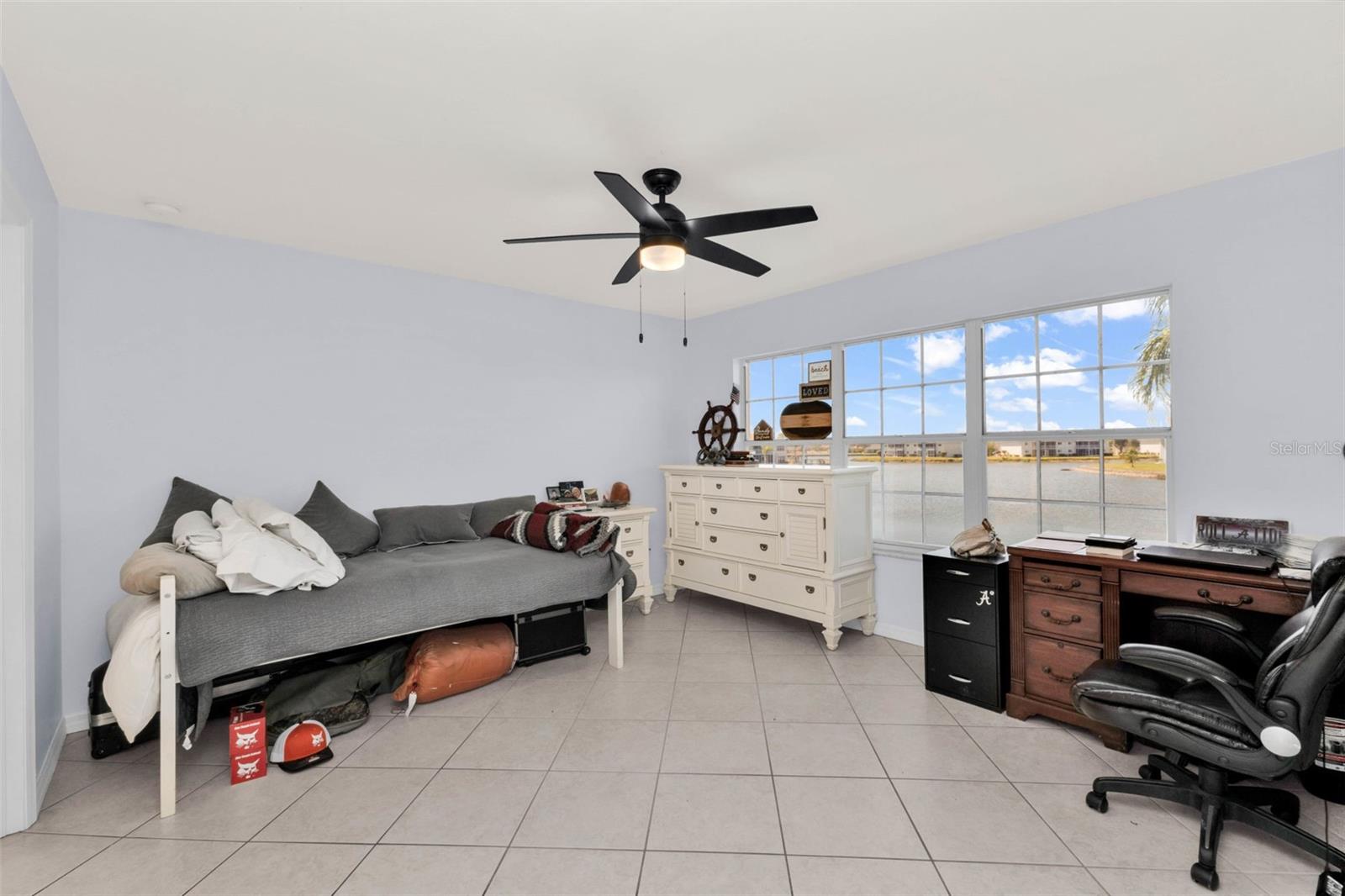NORTH SHORE KINGSWAY - Residential