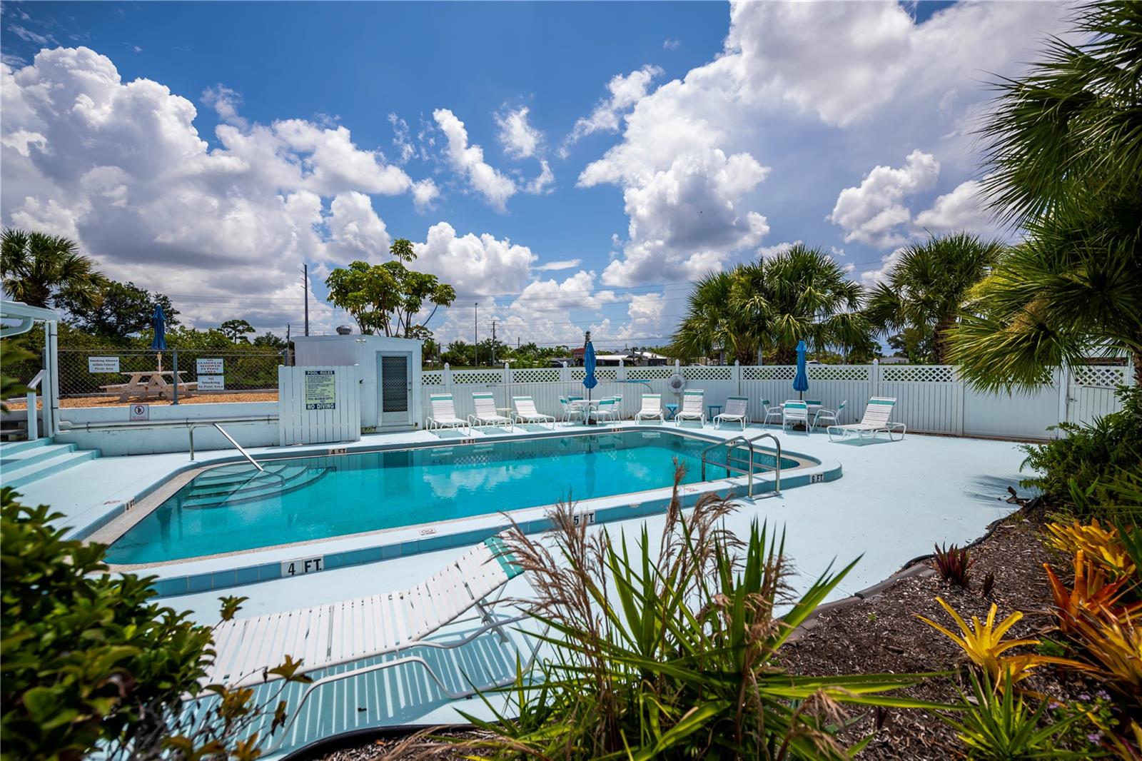 WATERWAYS PH 01 - Residential