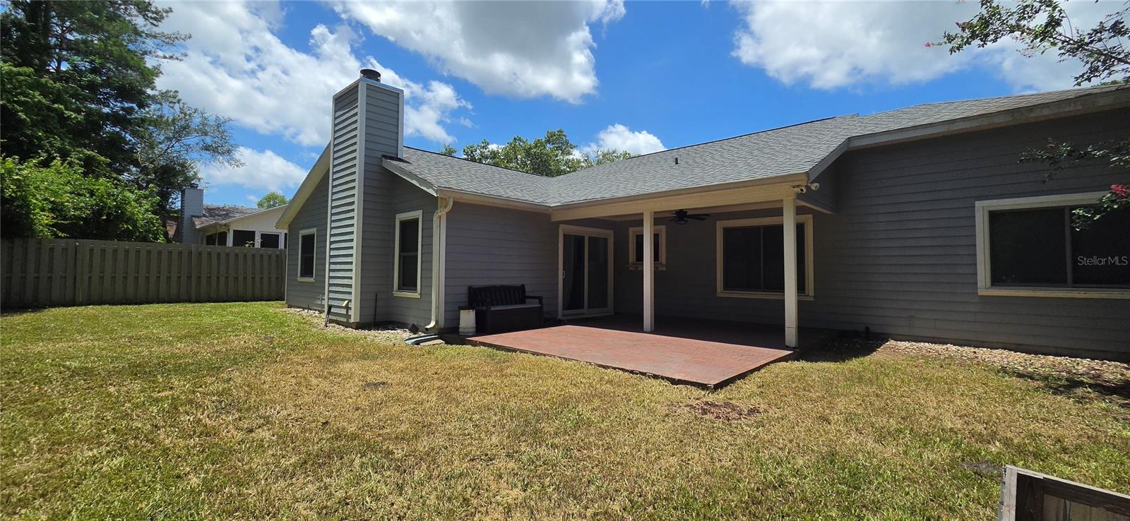 EAGLE POINT - Residential Lease