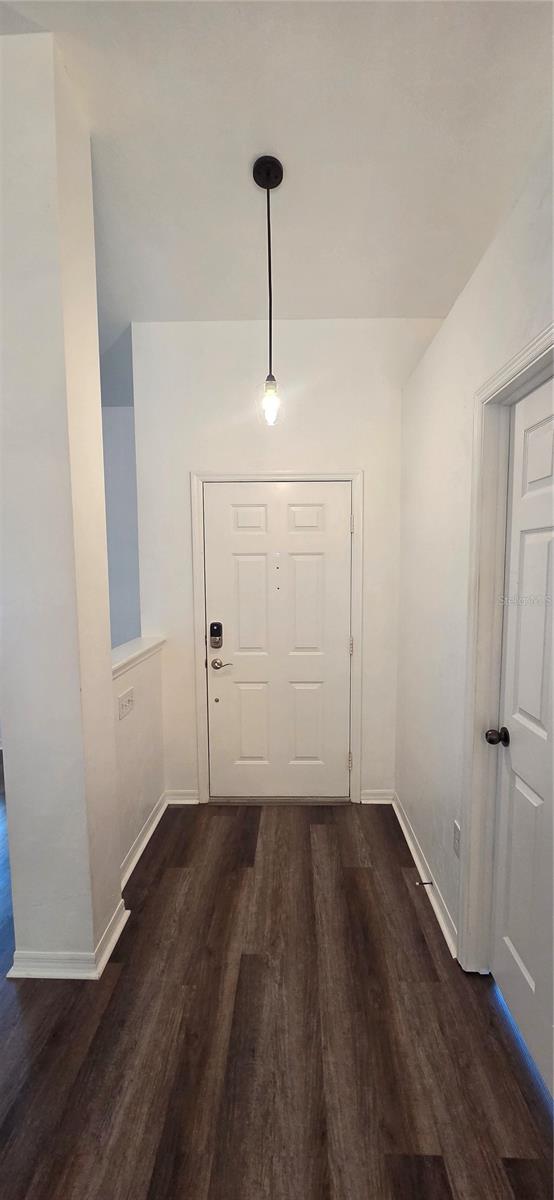 EAGLE POINT - Residential Lease