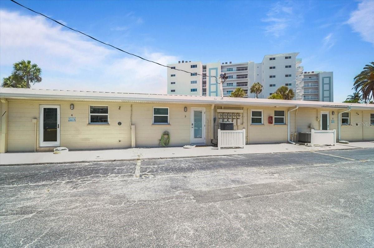 JAMAICA ROYALE - Residential
