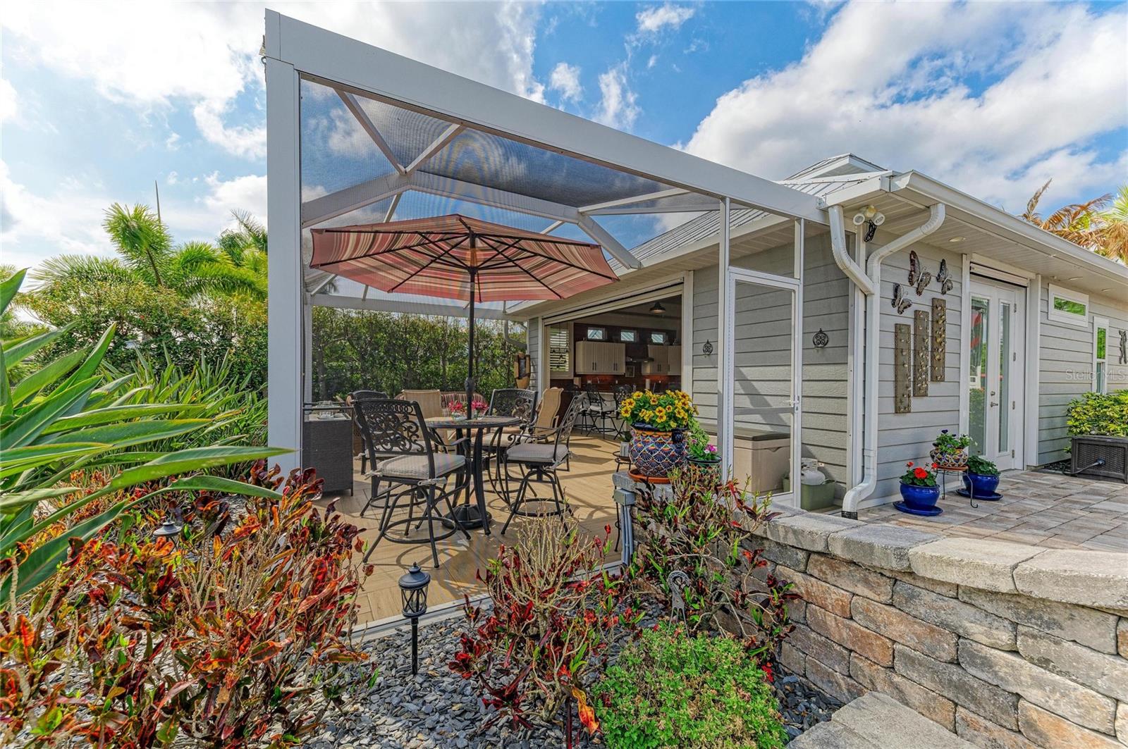 THORNTON CRK MOTORCOACH RESIDENCE - Residential