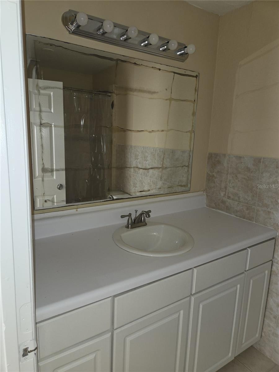 POINCIANA NBRHD 4 VILLAGE 7 - Residential Lease