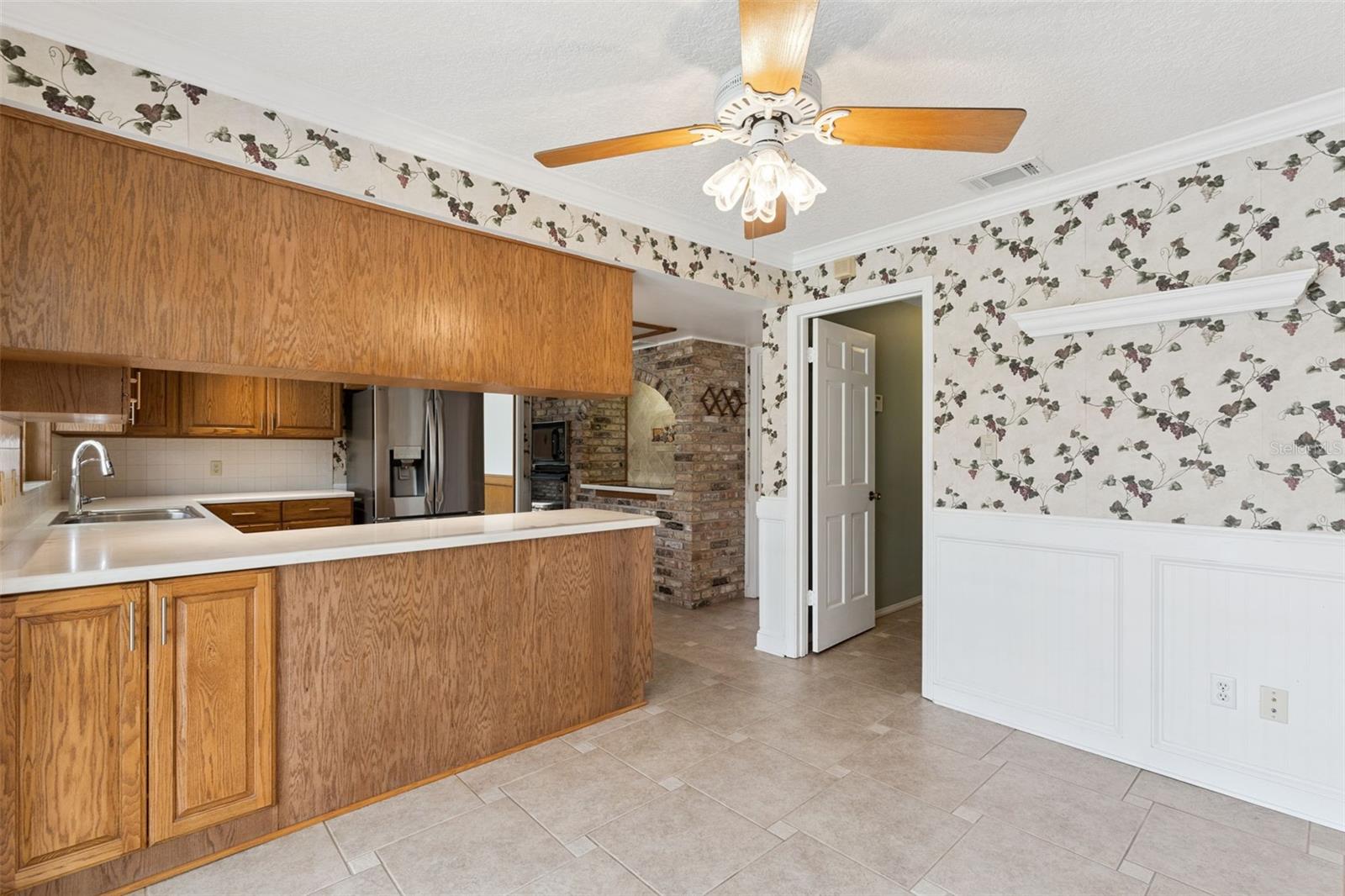 SPRING LAKE HILLS - Residential