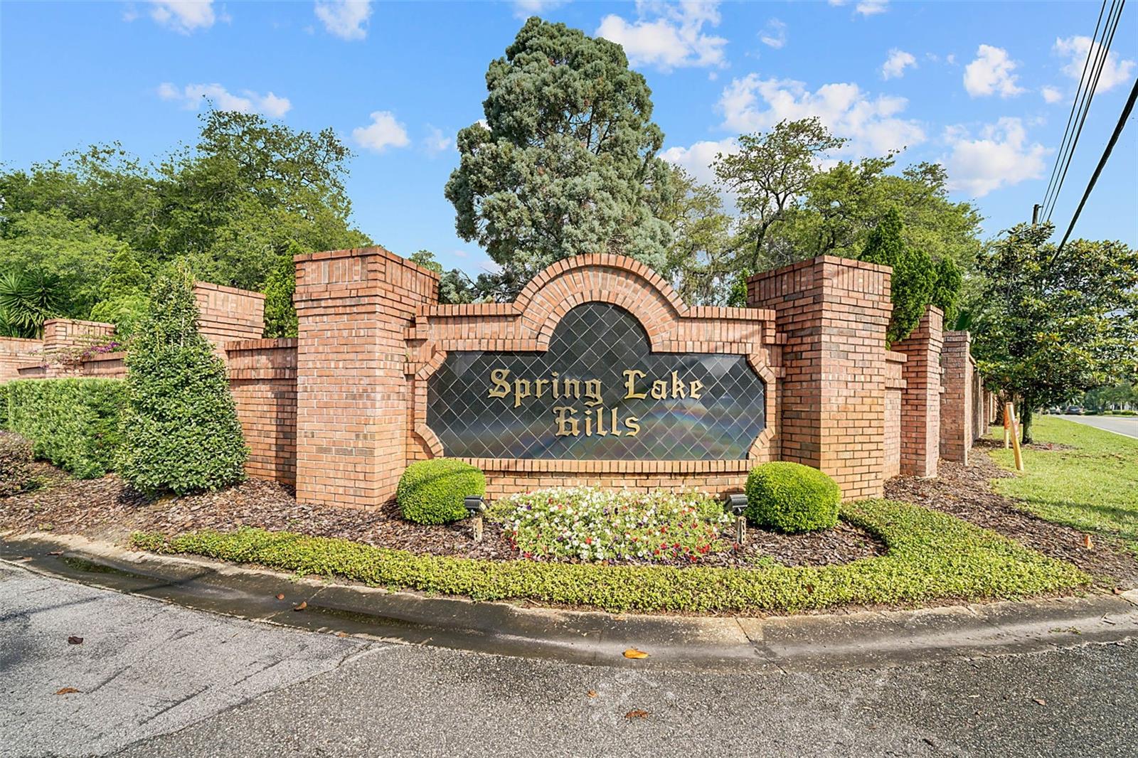 SPRING LAKE HILLS - Residential