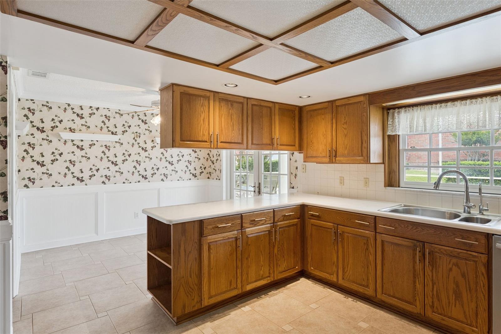 SPRING LAKE HILLS - Residential
