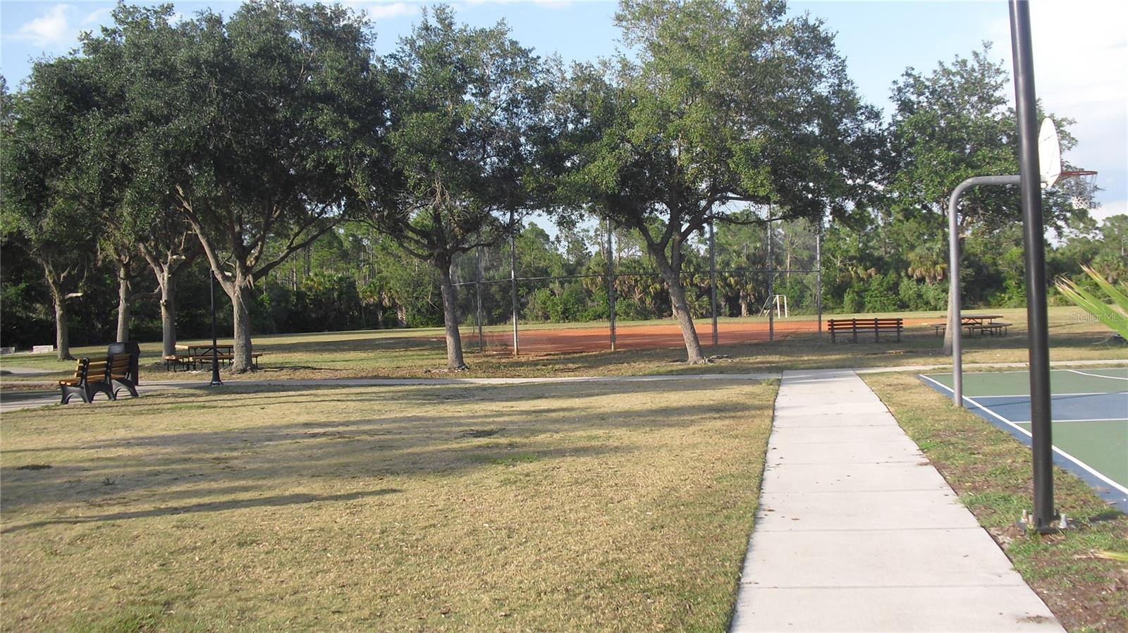 STONEYBROOK AT VENICE - Residential