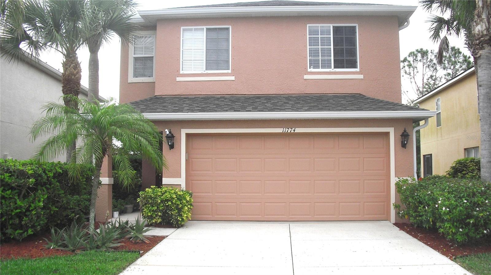 STONEYBROOK AT VENICE - Residential