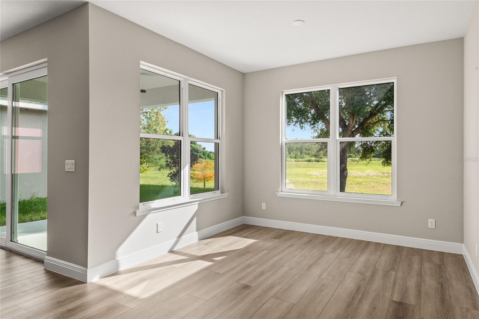 GROVELAND SUNRISE RIDGE - Residential