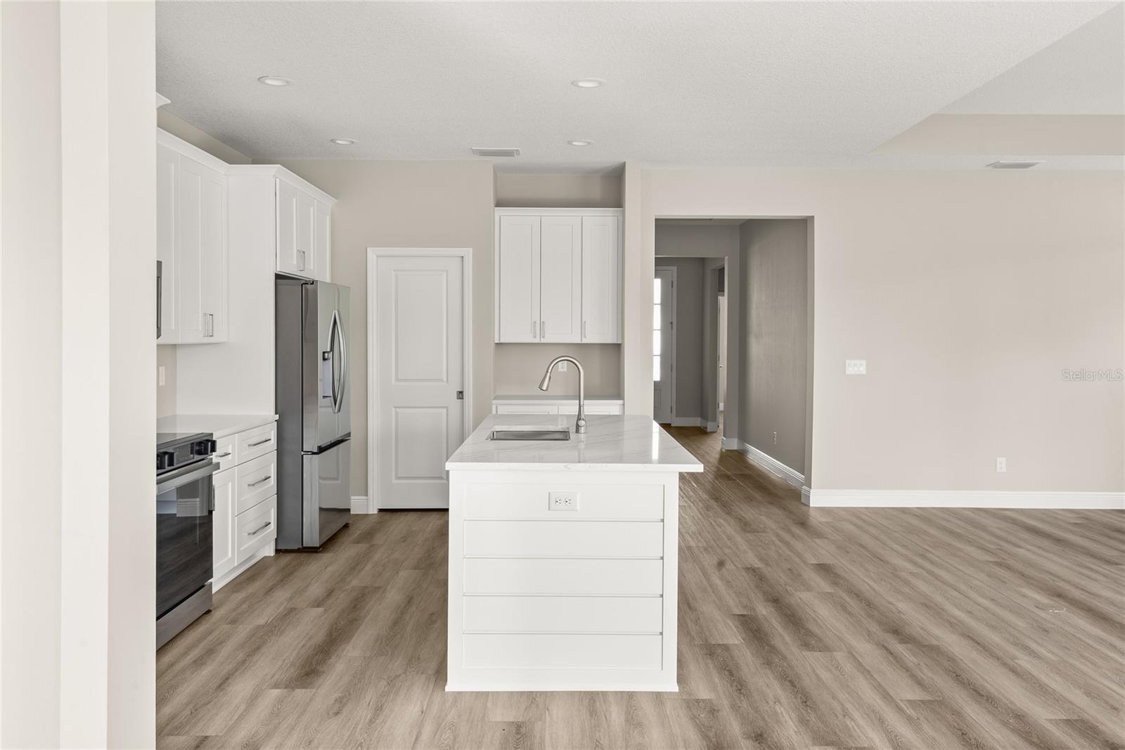 GROVELAND SUNRISE RIDGE - Residential