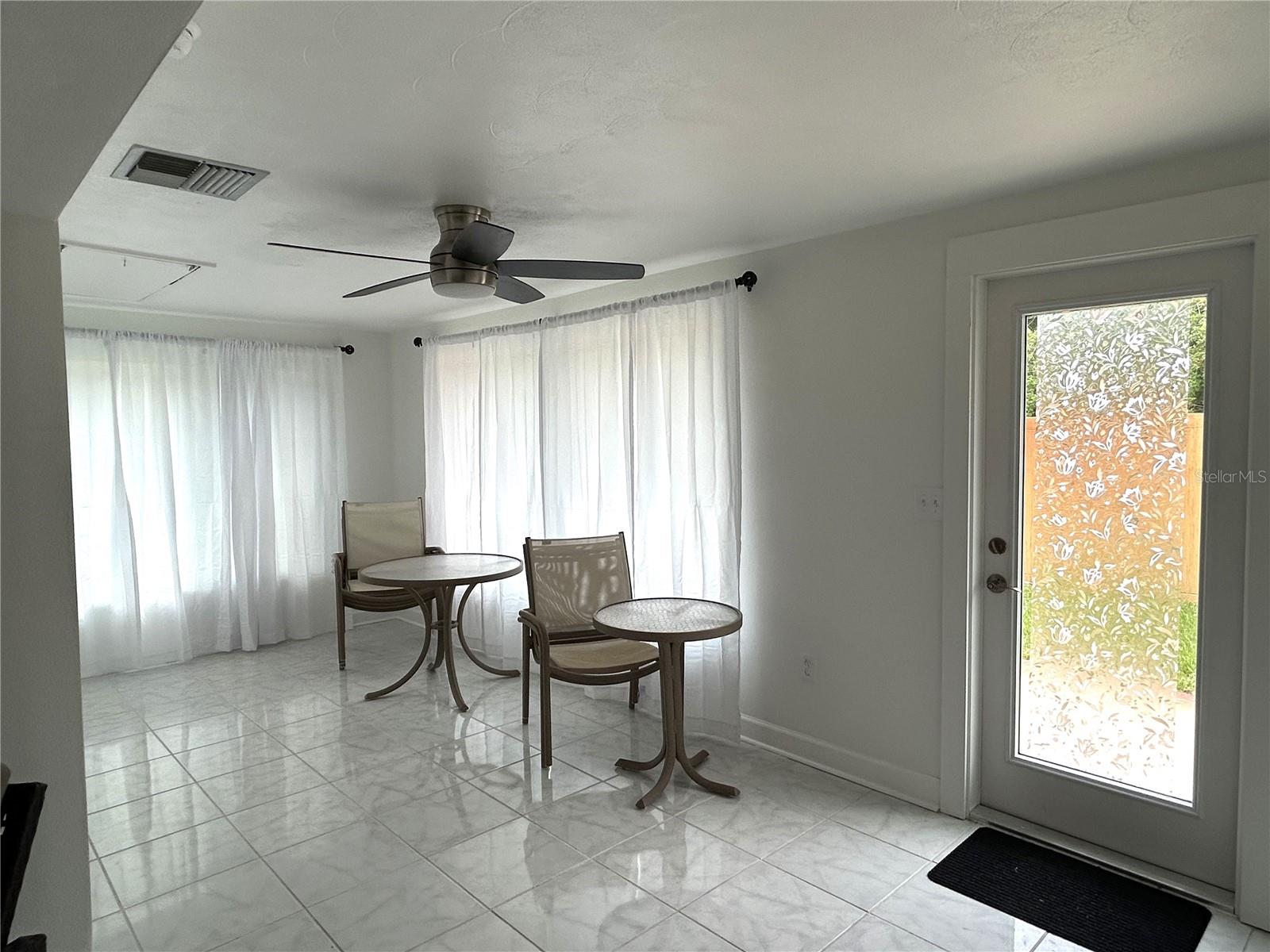 GARDENS BEACON SQUARE - Residential Lease