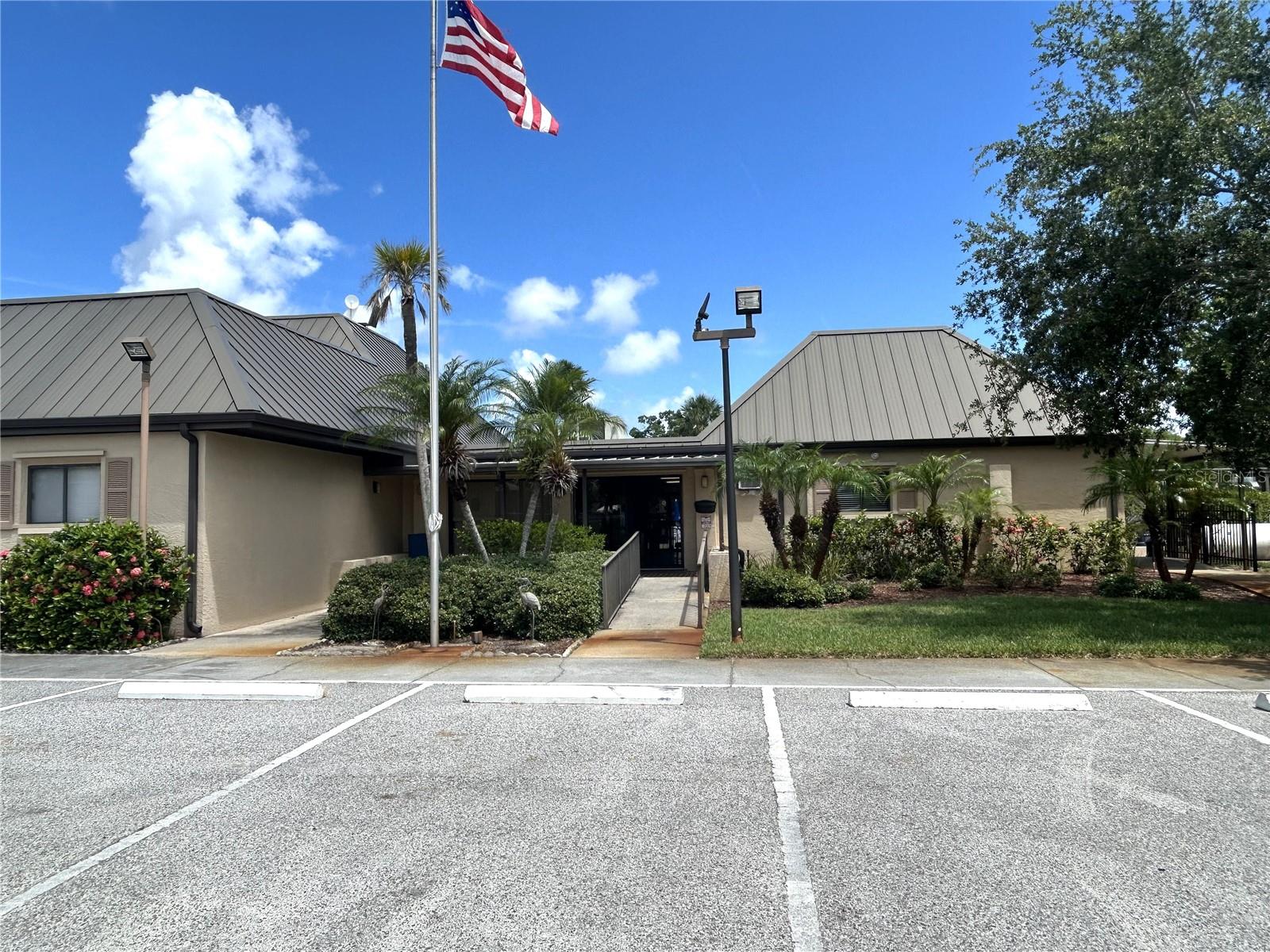 GARDENS BEACON SQUARE - Residential Lease