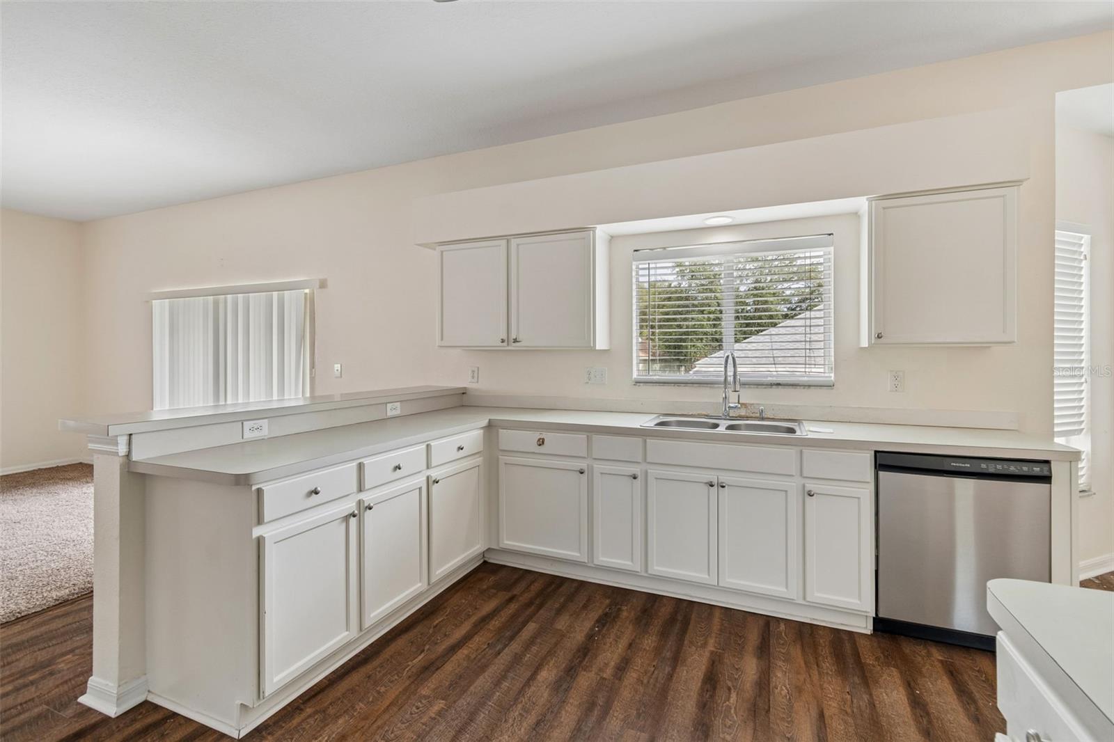 SOMERSET TR B - Residential