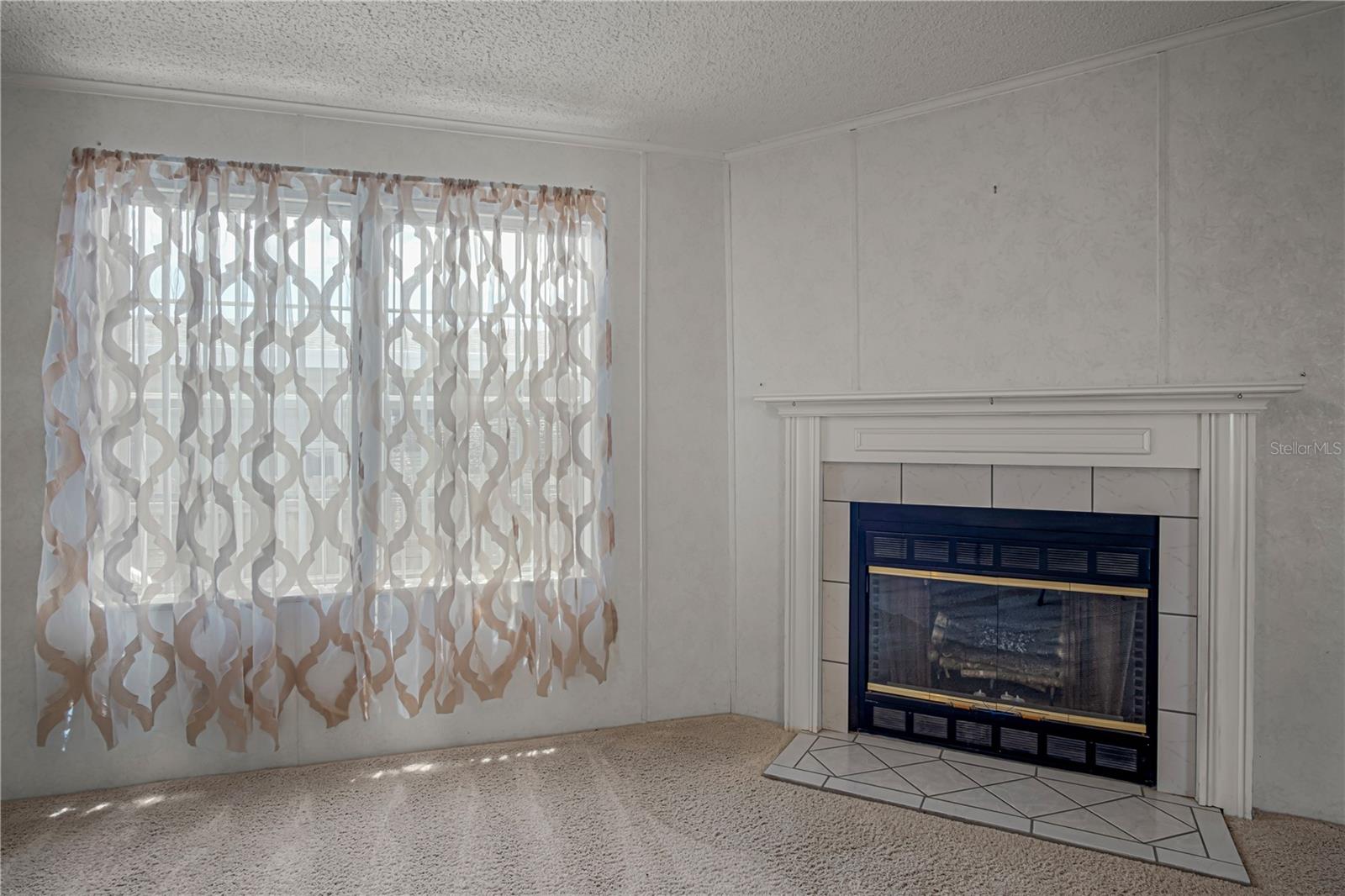 LAURELWOOD MOBILE ESTATES UNIT 01 - Residential