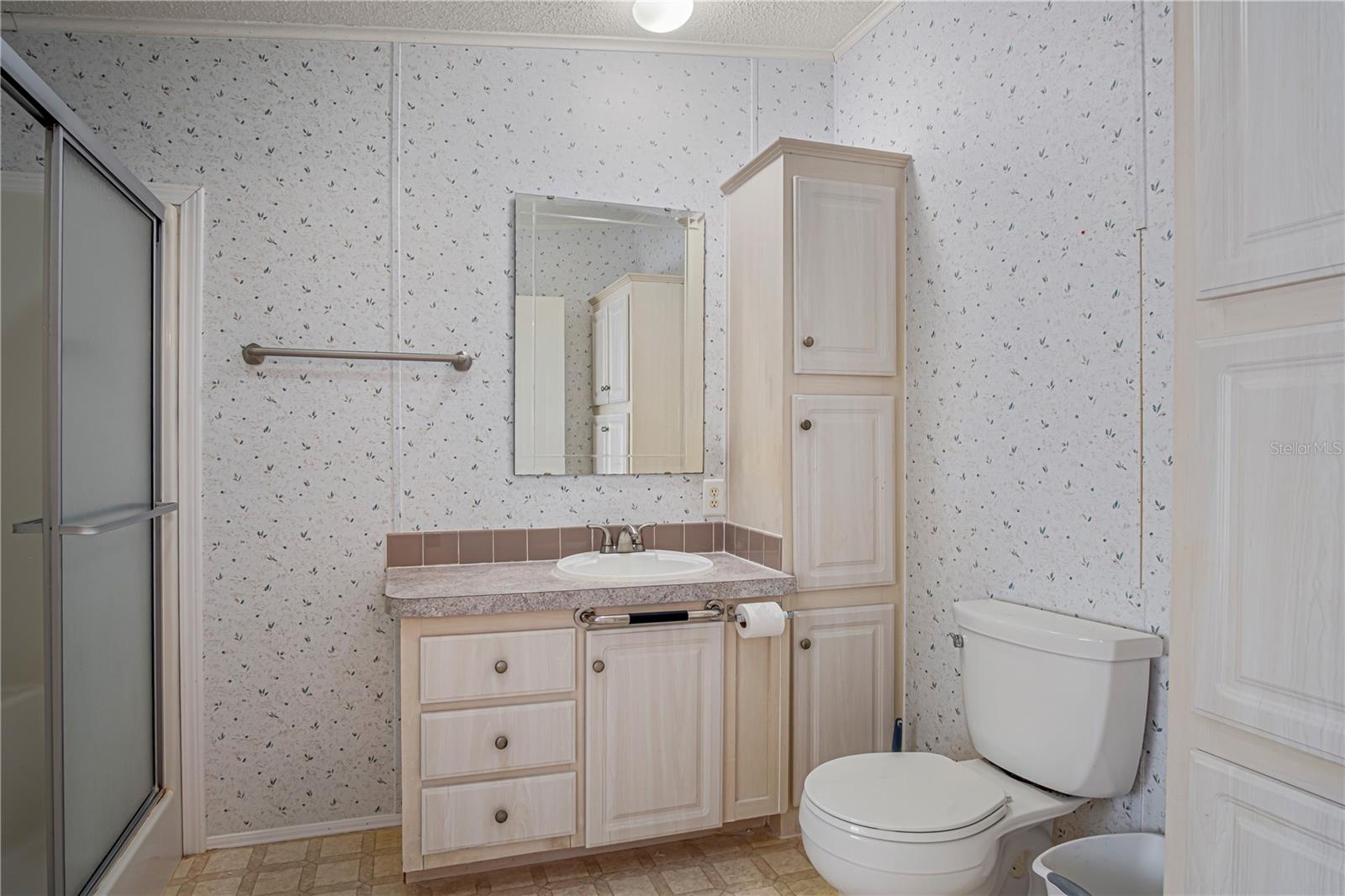 LAURELWOOD MOBILE ESTATES UNIT 01 - Residential
